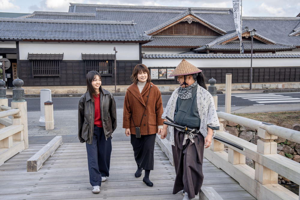 <期間限定>松江・小泉八雲怪談さんぽ と堀川めぐり〜“見えない情景”を辿る散歩〜